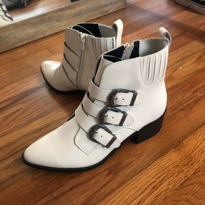 Steve Madden Western Booties